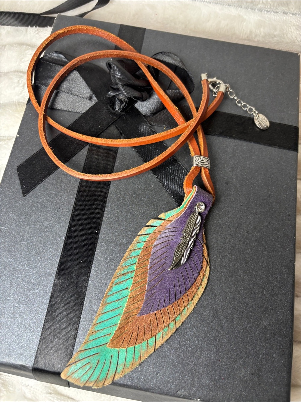Most Wanted USA Boho Leather Feather Pendant Necklace - Orange, Teal & Purple